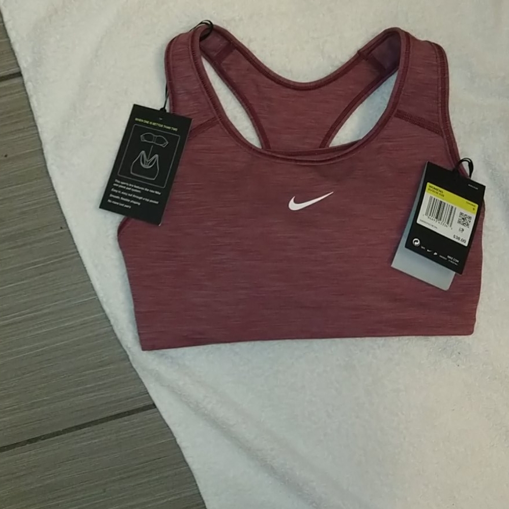 NWT MAROON (S) Nike Sports Bra